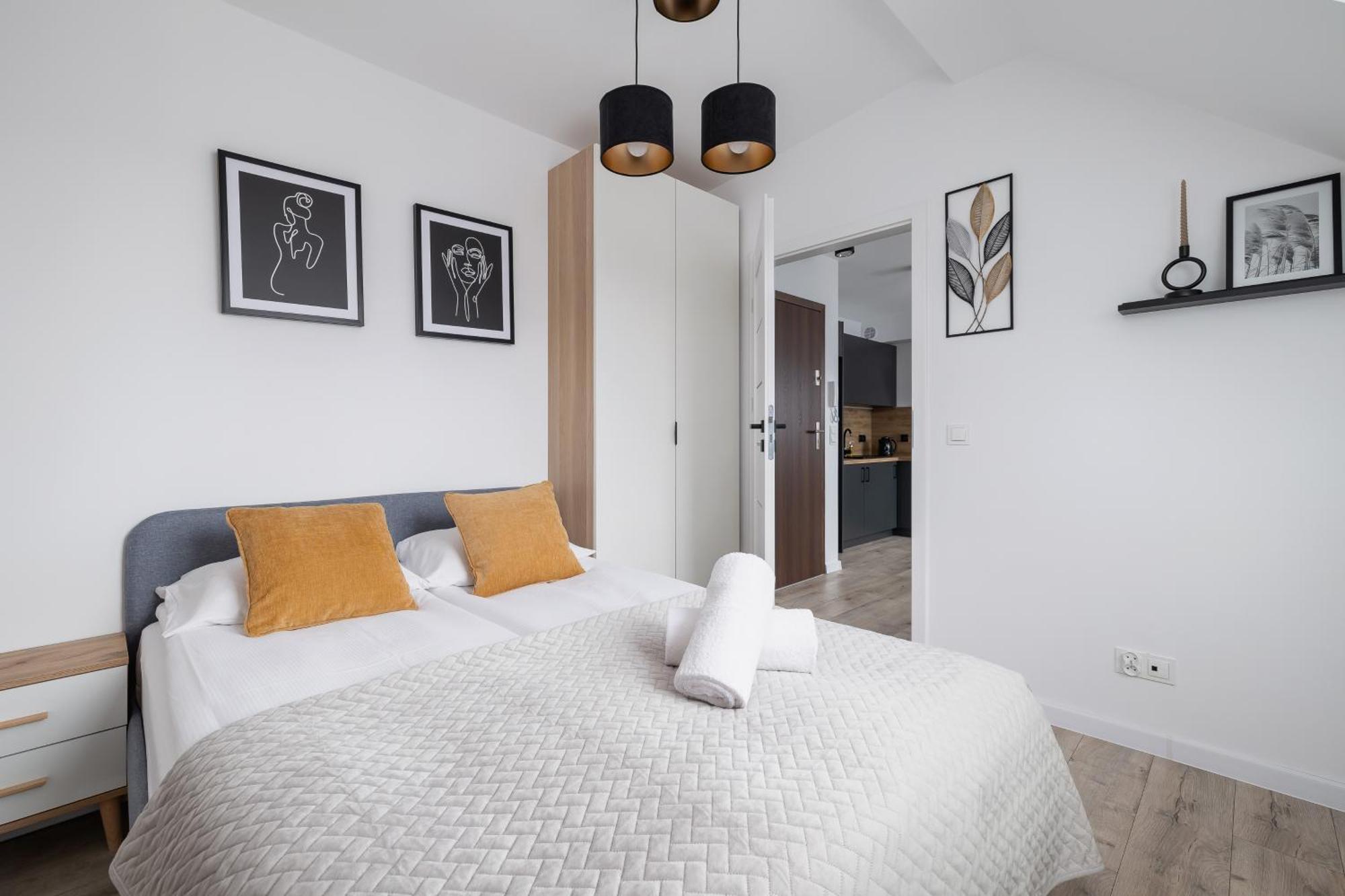 Cosy Apartments Kosciuszki Near The Main Train Station By Noclegi Renters Κατοβίτσε Εξωτερικό φωτογραφία